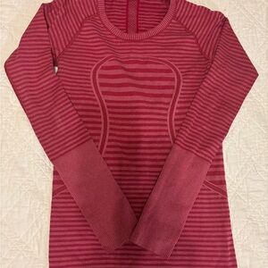 Lululemon striped long sleeve size 6